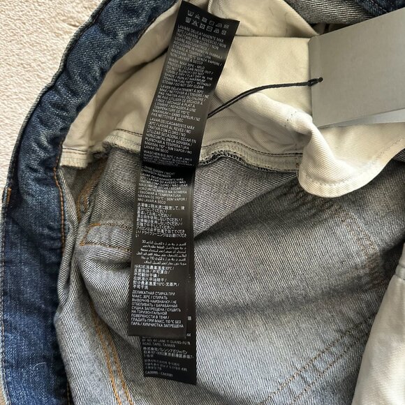 NWT authentic BALENCIAGA BAGGY JEANS Size XS - Fits Best to Waists 32-34 US - Picture 11 of 16